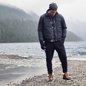 Club Monaco Lightweight Puffer Jacket